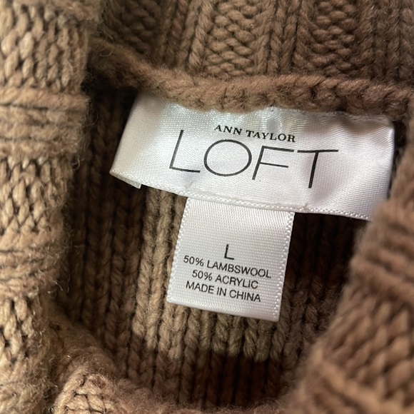 Ann Taylor LOFT Wool Blend Cableknit Turtleneck Sweater - Picture 8 of 11